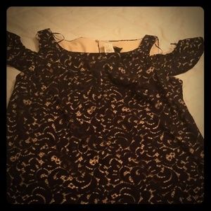 NWT!! Navy/Nude Lace Cold-Shoulder Dress